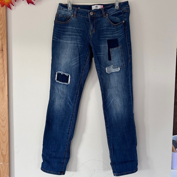 🍂Cabi Slim Boyfriend Patch Look Jeans - Picture 1 of 14